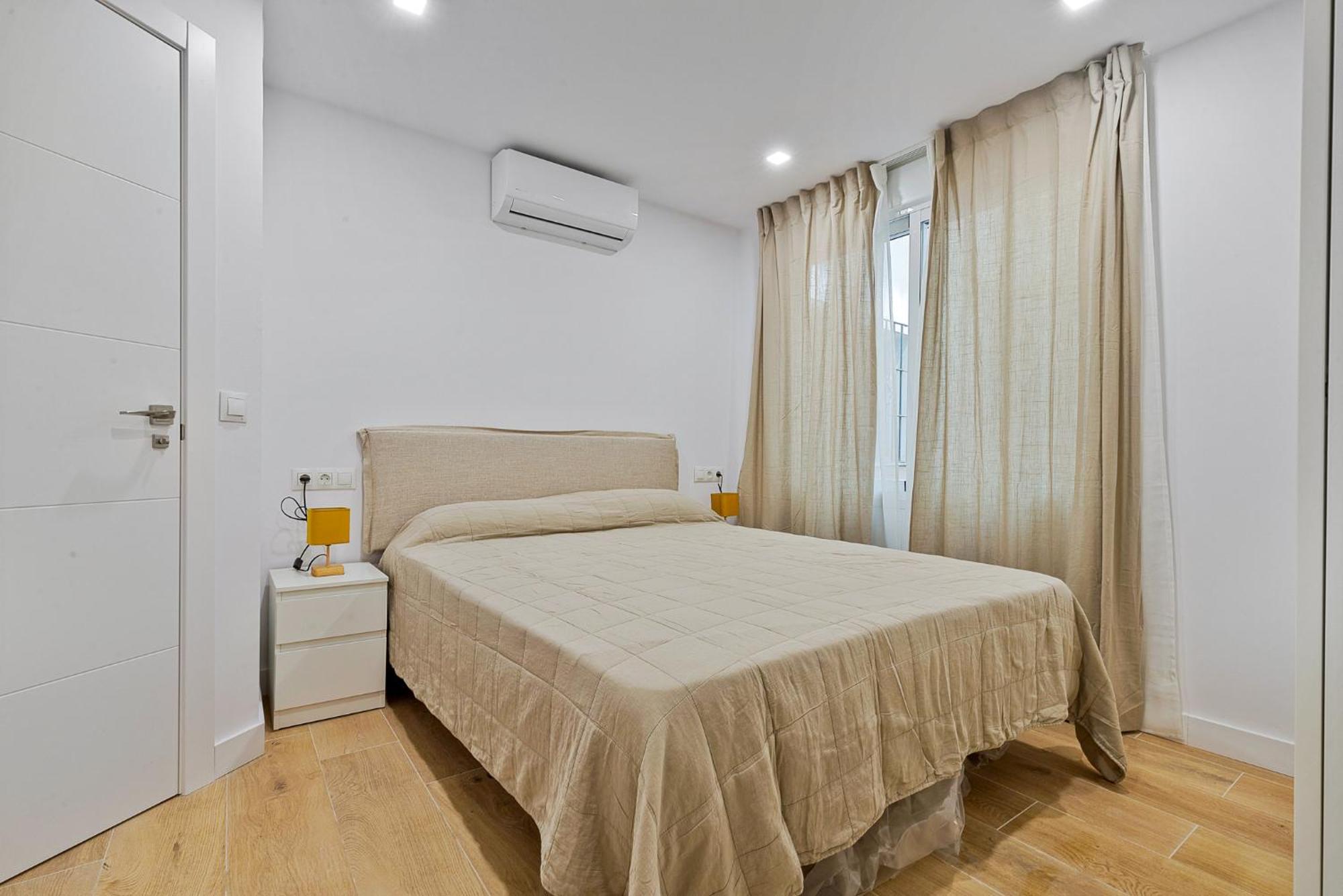 Dennilenni A Marbella Centro Apartment Ngoại thất bức ảnh