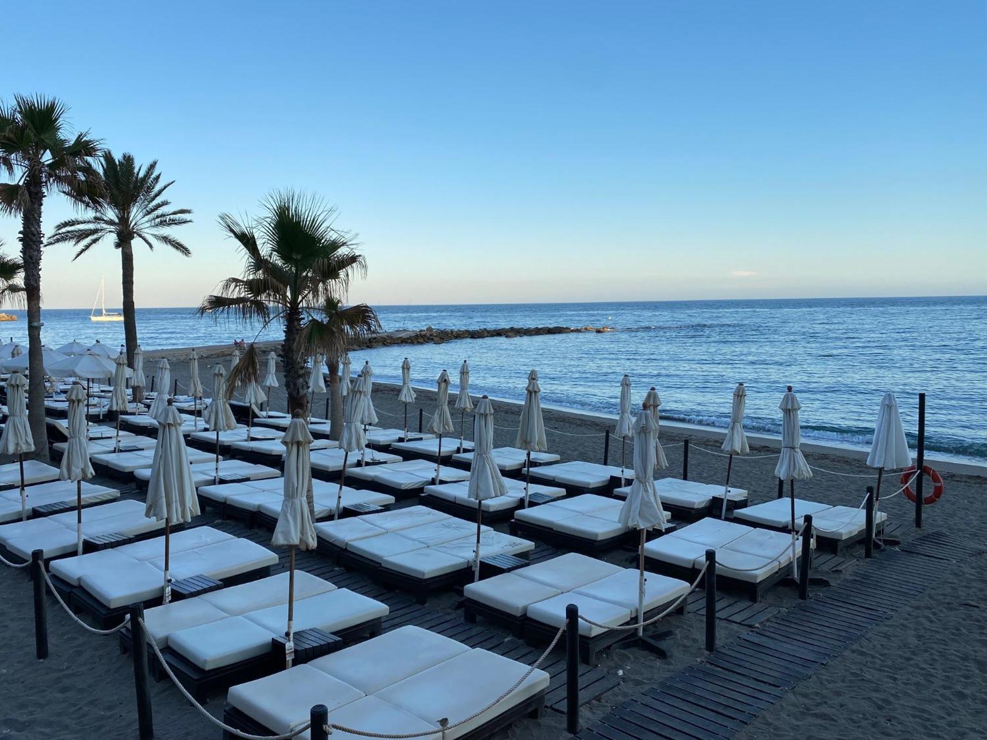 Dennilenni A Marbella Centro Apartment Ngoại thất bức ảnh